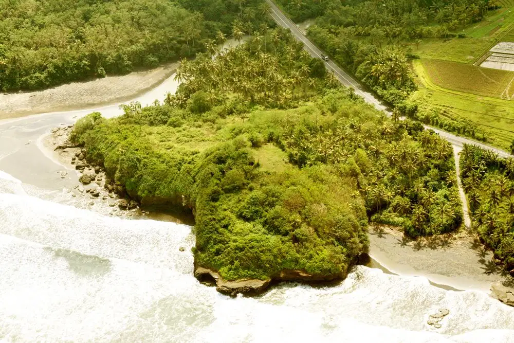 Beachfront Land for Sale in Soka, Tabanan – Ideal for Resort or Villa