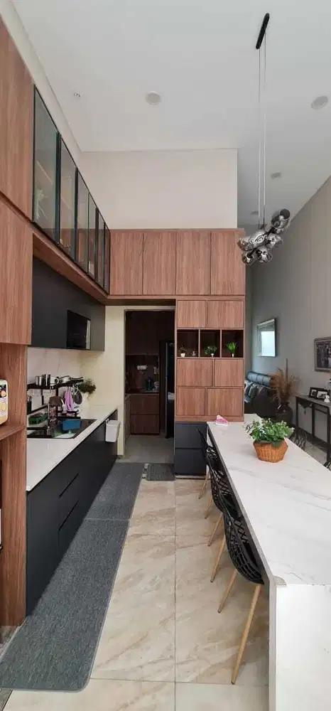 Dijual Rumah beserta Isinya. Harga bagus.