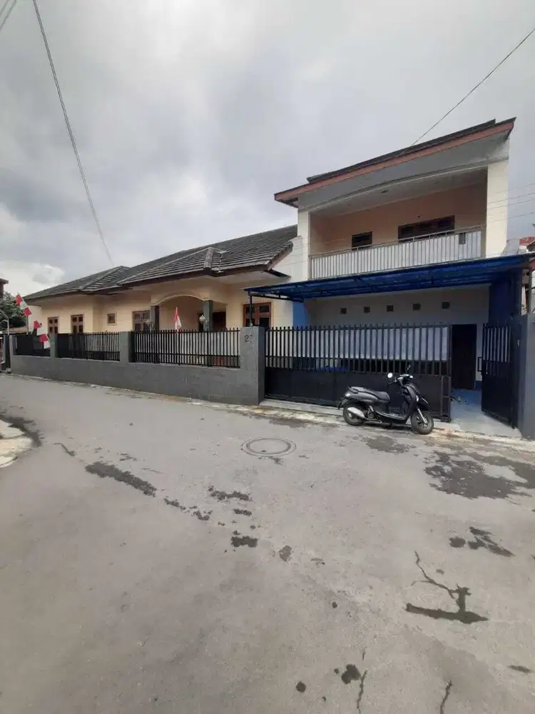 Rumah Siap Huni Cocok Untuk Kantor Dan Hunian Lokasi Jakal KM. 7,5