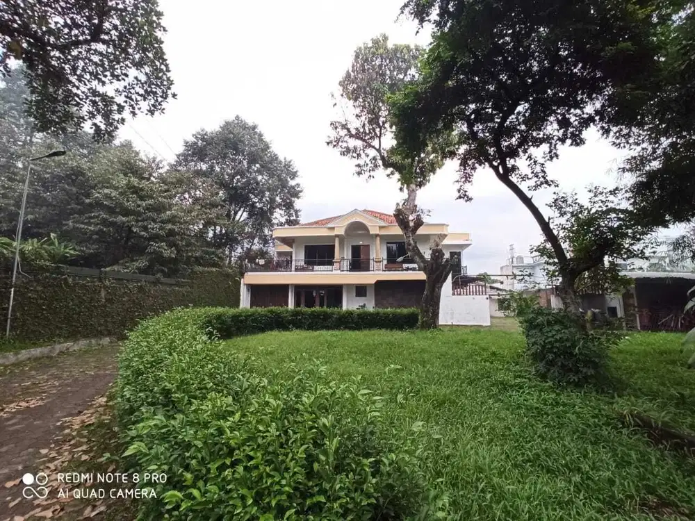 Jual cepat Rumah luas di Jl Transmisi Induk