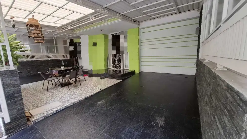 Di jual rumah siap huni full furnished kt 4+1 di Citra Gran