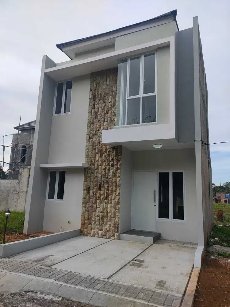Rumah 2 Lantai Siap Huni Dekat Toll di Serpong Tangerang