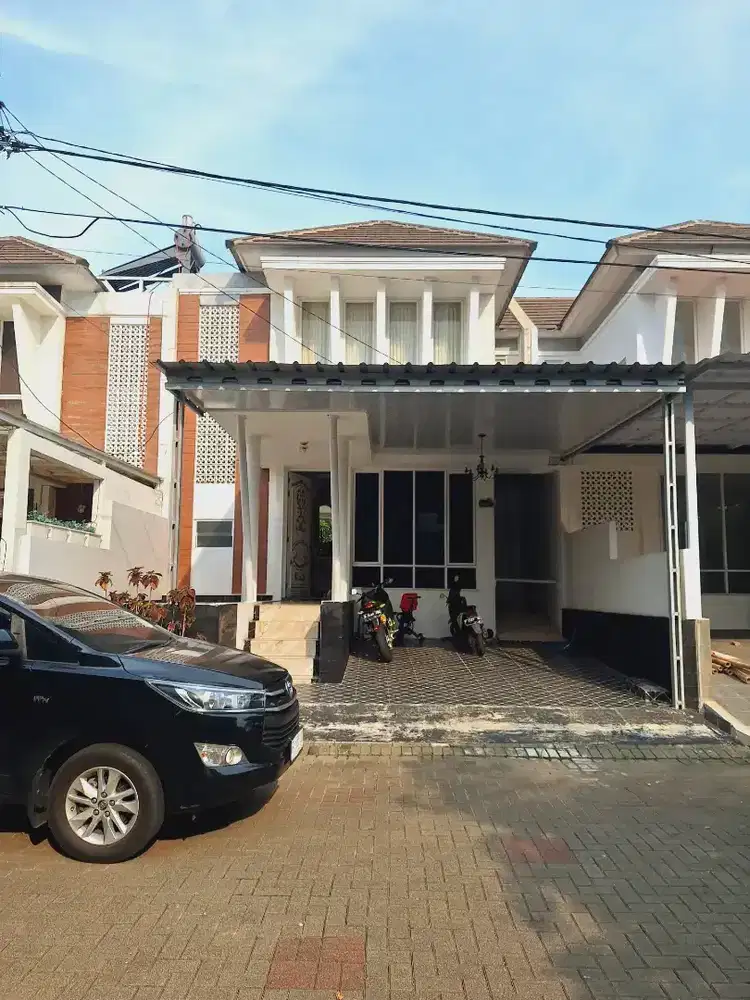 Dijual Rumah mewah 2 lantai