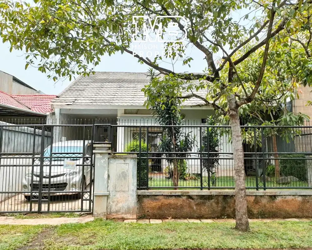 DIJUAL RUMAH MURAH LOKASI STRATEGIS DEKAT STELLAMARIS, KENCANALOKA BSD