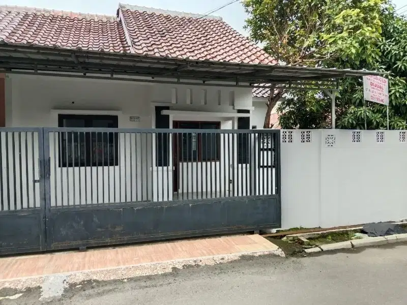 Rumah Gading Elok Rapi Siap Huni
