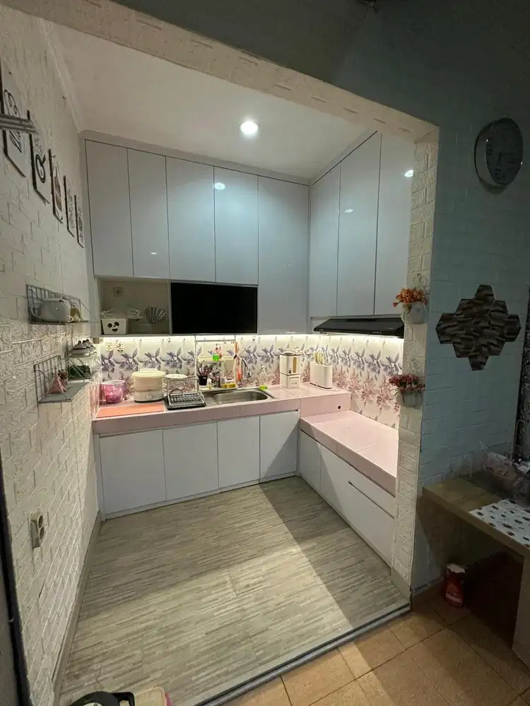Rumah Cantik Siap Huni Lokasi Dekat Sekolahan Tarakanita  Harga  Murah