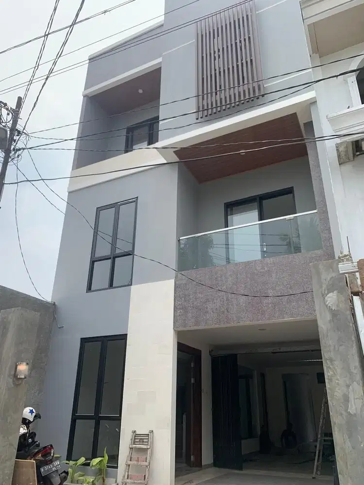 JUAL CEPAT BU RUMAH BRAND NEW MINIMALIST MODERN SIAP HUNI DALAM KOMPLEK JALAN CIDODOL RAYA