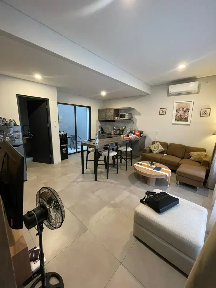 Rumah Compact Lokasi Bsd City Fully Furnished  Harga Terbaik