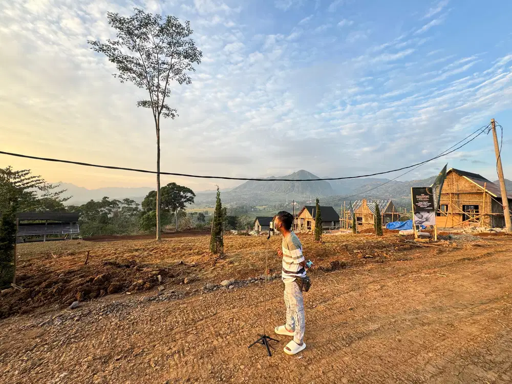 Tanah Murah View Gunung Sawah Konsep Eropa dekat Jakarta Depok Bekasi