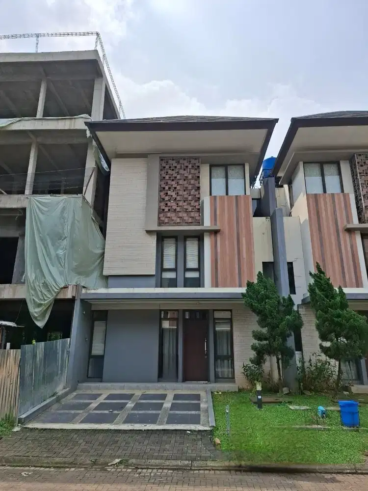 Dijual Hunian Full Furnish 3 Lantai di Regentown, BSD City, Tangerang