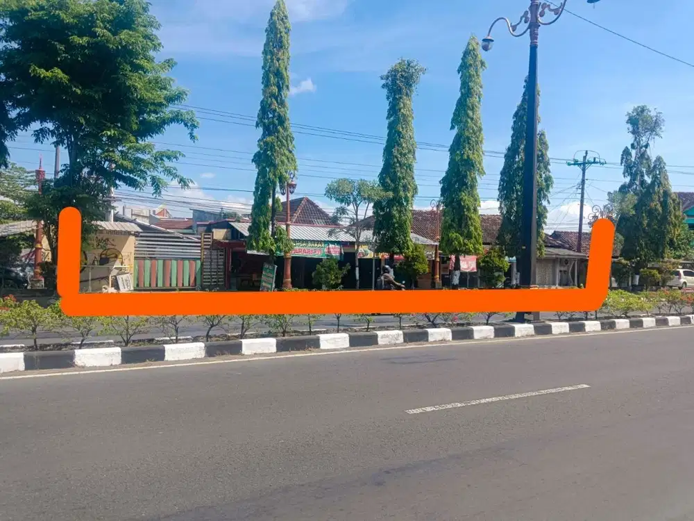 Ruang Usaha Hitung Tanah Tepi Jl Nasional Sukoharjo
