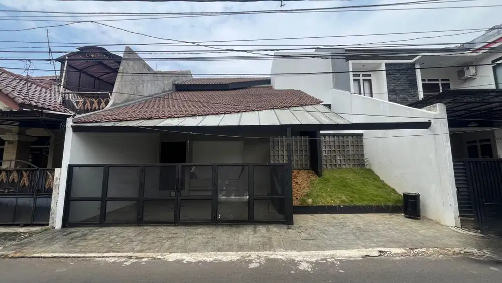 Rumah Brand New Akses Jalan 2 Mobil di Pejaten Timur
