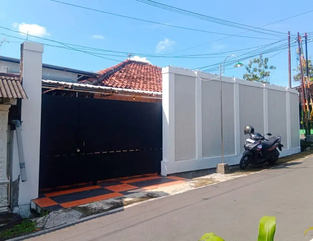 Rumah Nyaman Luas Dekat Kopassus Sukoharjo