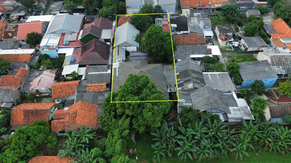 Tanah Bonus Rumah Kantor Aula Mushola dekat Grand Wisata Bekasi