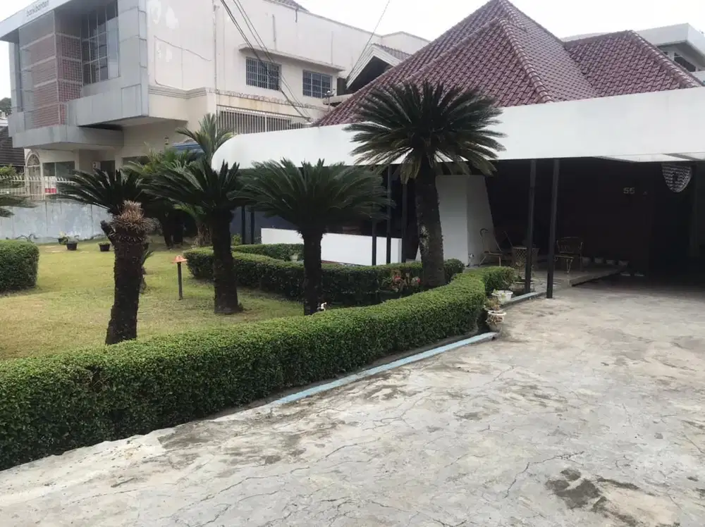 Rumah bagus & luas pinggir jalan Jl. Ir H Juanda, Medan