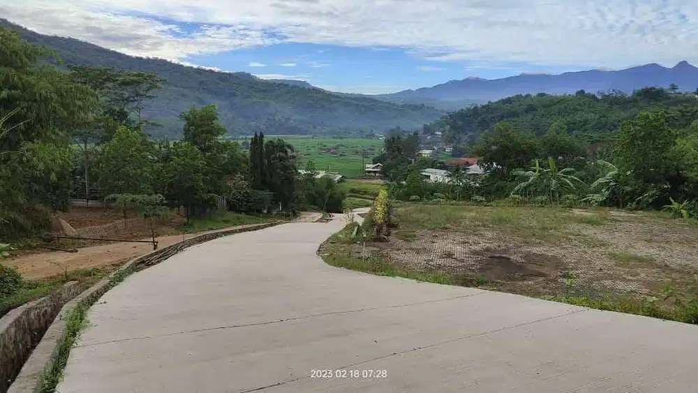 Tanah Zona Kuning di Pinggir Jalan Raya Dayeuh Jonggol Harga Nego