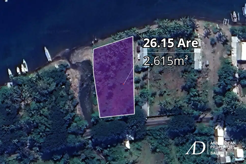 FREEHOLD BEACHFRONT LAND IN TELOK KODEK - LOMBOK ISLAND (26 ARE)