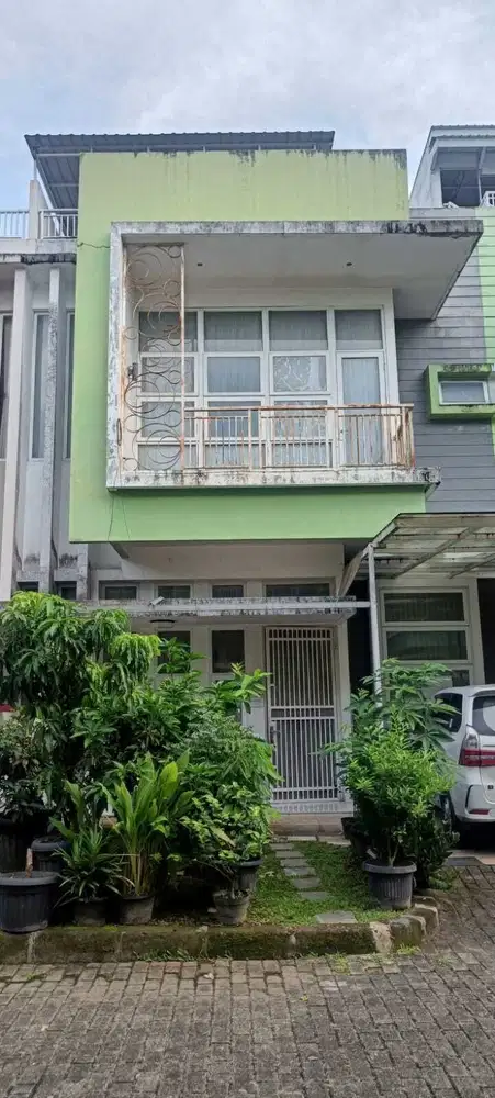 Dijual Rumah Siap Huni Komplek Royal Sumatra, Medan