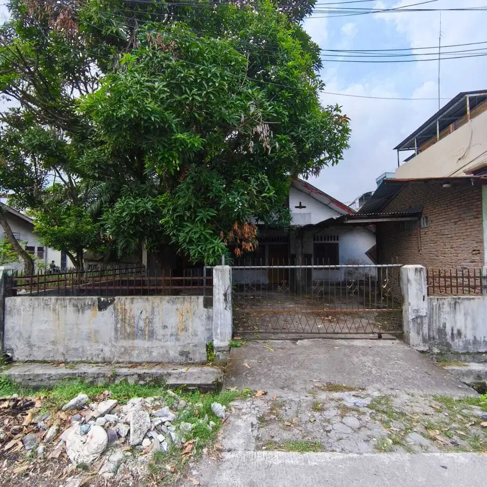 Tanah Murah Cukup Luas dan Strategis di Pinggir Jalan