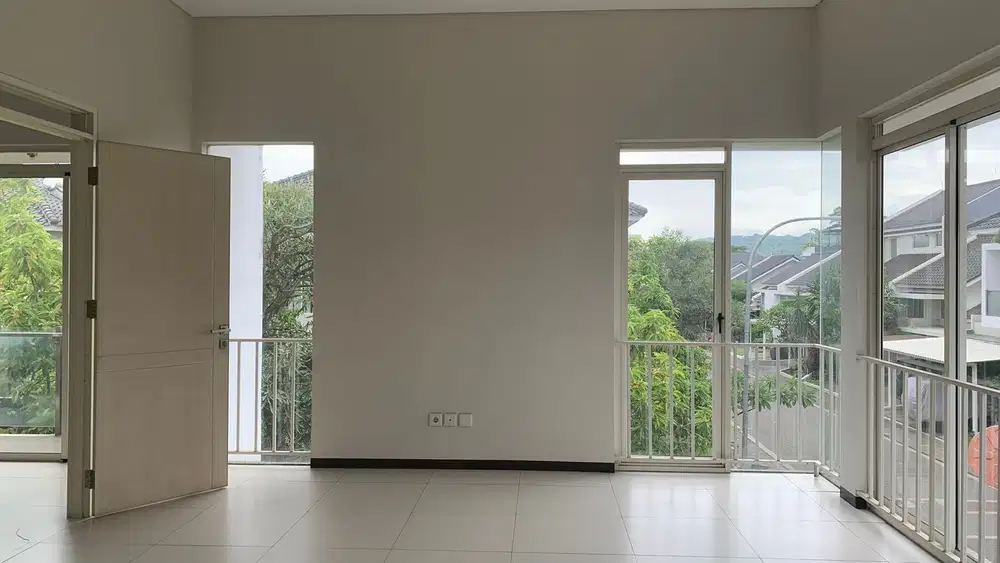 Rumah Purba Nyaman 2 Lantai Siap Huni di Kota Baru Parahyangan