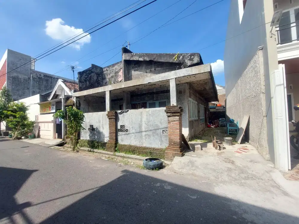 Tanah 135 M Bonus Bangunan Dekat Sekolah Al Abidin Banyuanyar Solo