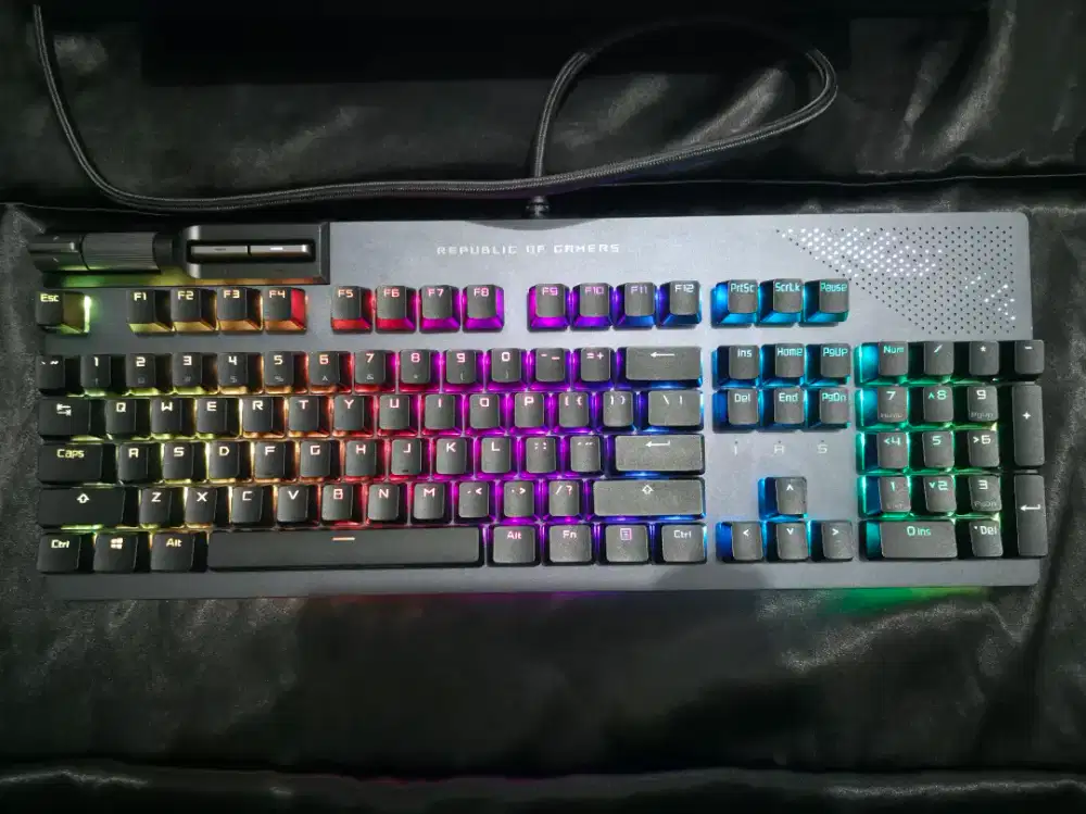 ASUS ROG Strix Flare II Animate BLUE Switch