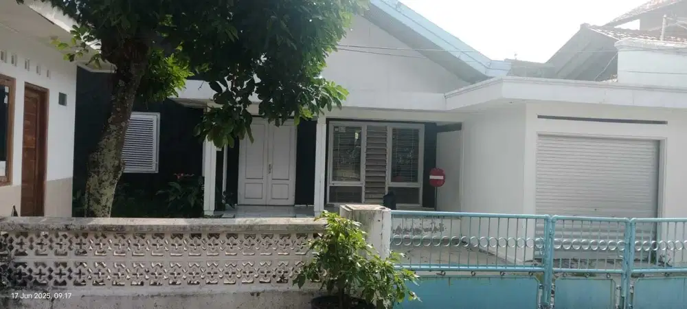 TANAH + RUMAH LAMA STRATEGIS DEKAT MANDALA KRIDA UMBULHARJO KOTA YOGYA