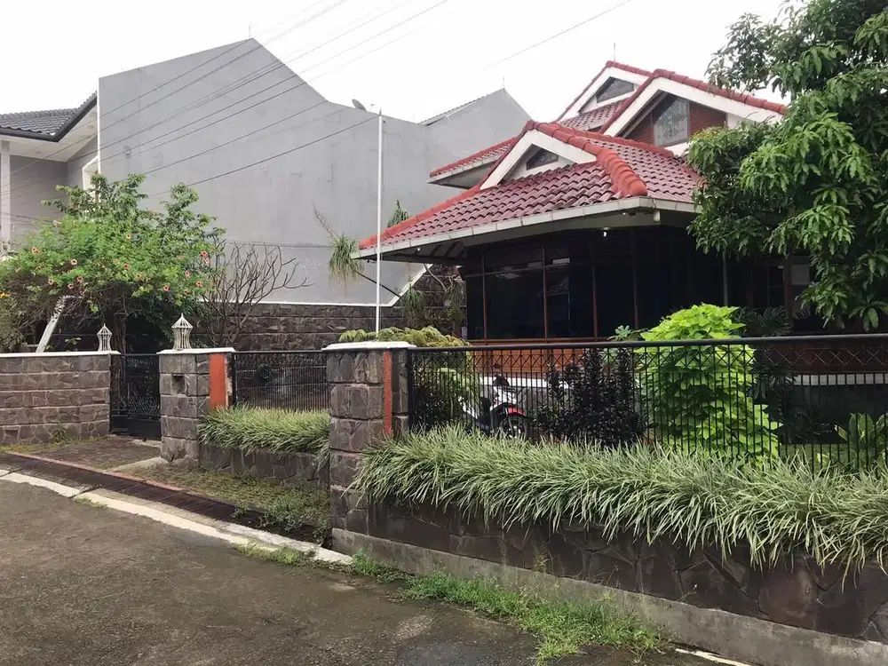 Rumah Lux Siap Huni Harga di Bawah NJOP di Pasteur