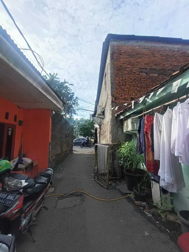 Di Jual Cepat Tanah Berikut Bangunan Di Daan Mogot, Jakarta Barat