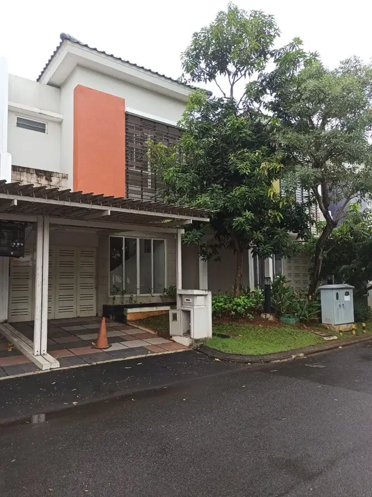 Dijual Rumah View Taman di Gading Serpong Cluster Volta 8x17 Selatan