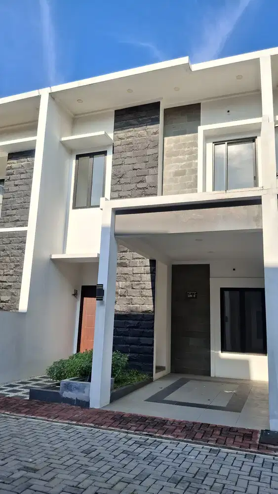 Rumah murah siap huni di Medan Satria harapan indah Bekasi - Deket Tol