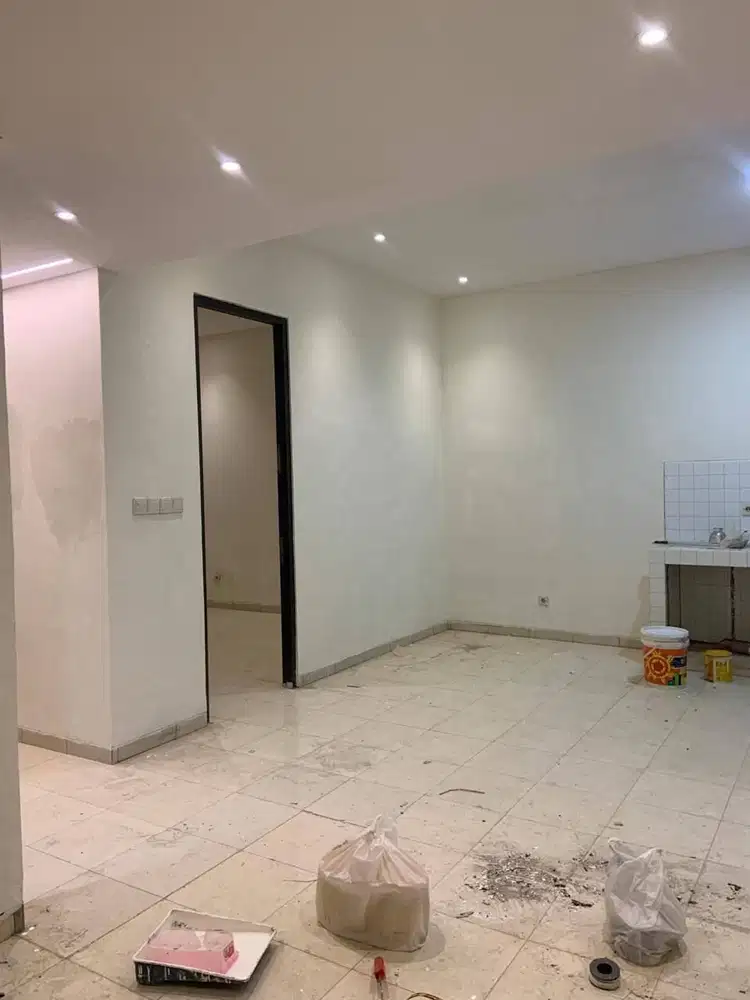 DIJUAL RUMAH FULL RENOV DAN SEMI FURNISHED KOTAWISATA CIBUBUR