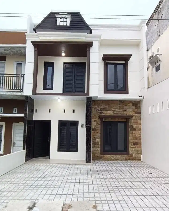 Rumah di Marelan 2 Lantai