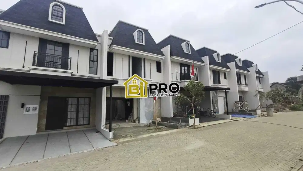 DI JUAL RUMAH CANTIK MINIMALIS NEMPEL PINTU TOLL CIMANGGIS