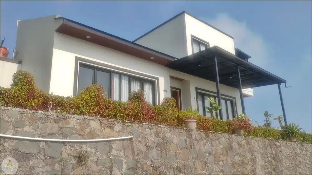 Rumah Villa Semi Furnished di Gunung Puntang Banjaran View Pegunungan