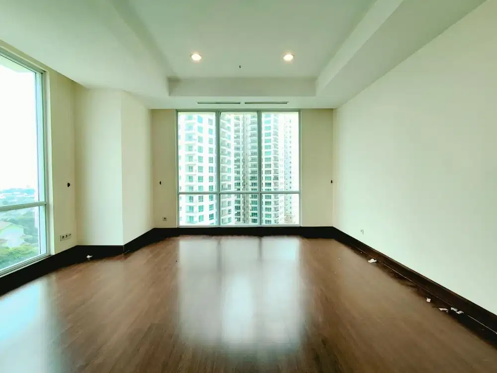 Fast Sale Apartment The Pakubuwono Signature Low Floor