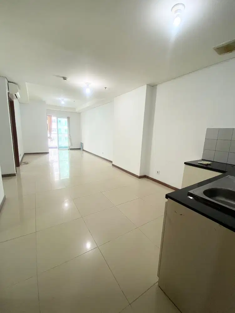 Condominium Greenbay Pluit 2BR Hoek Kosongan Dekat Sekolah Penabur