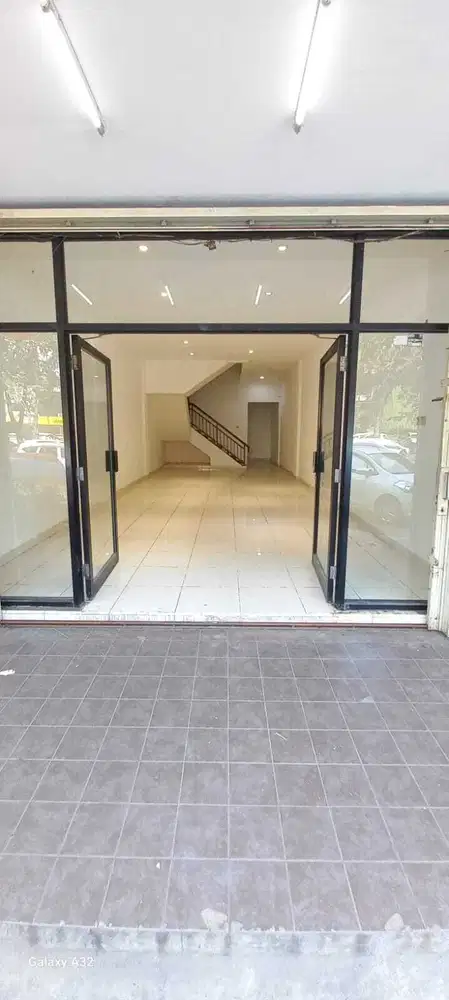 Disewakan: Ruko 3 lantai Jl.Bulevard RayaKelapa Gading