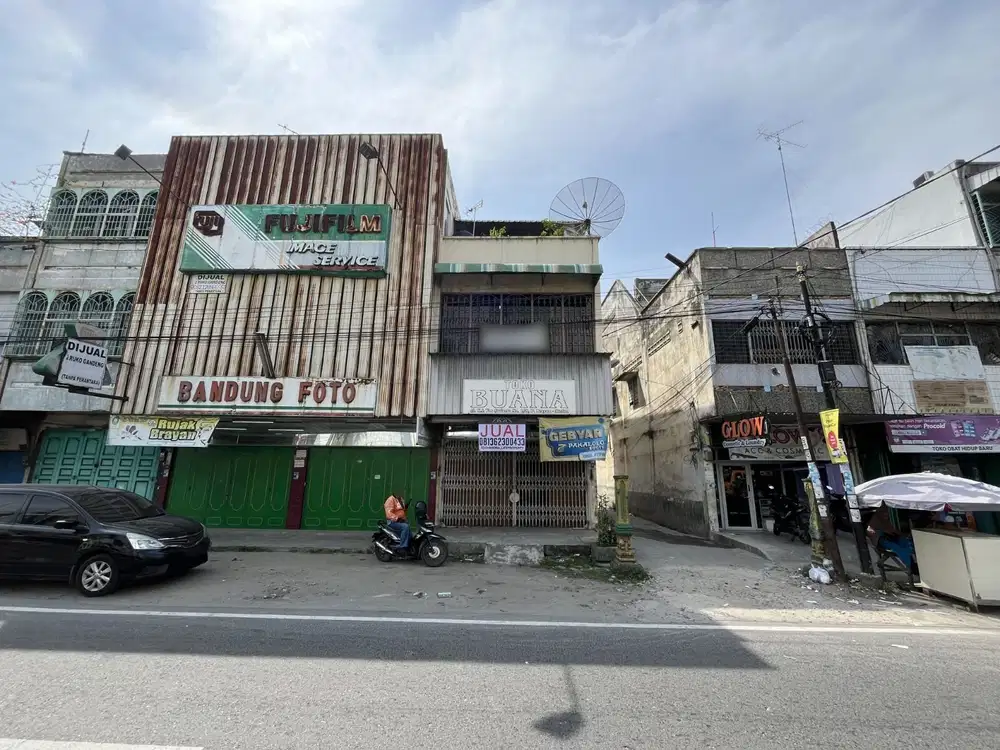 Ruko di Jalan Yos Sudarso ( Dekat Jembatan )