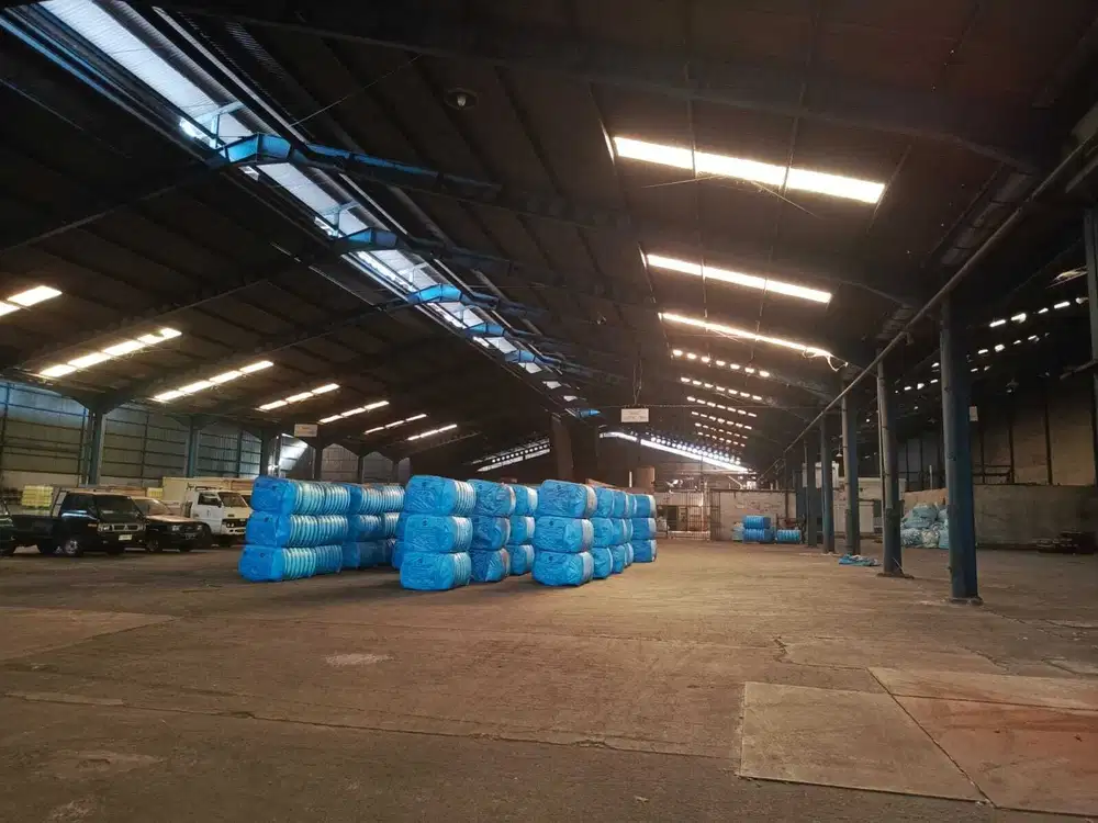 Disewakan gudang Karawaci, lb 5153 m2 , lt 5153m2 . Harga 3.1M/tahun n