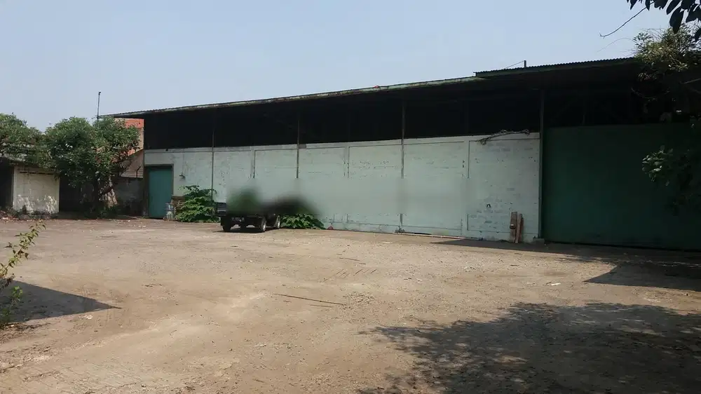 Disewakan gudang di jl holis sayap Soekarno Hatta kota Bandung