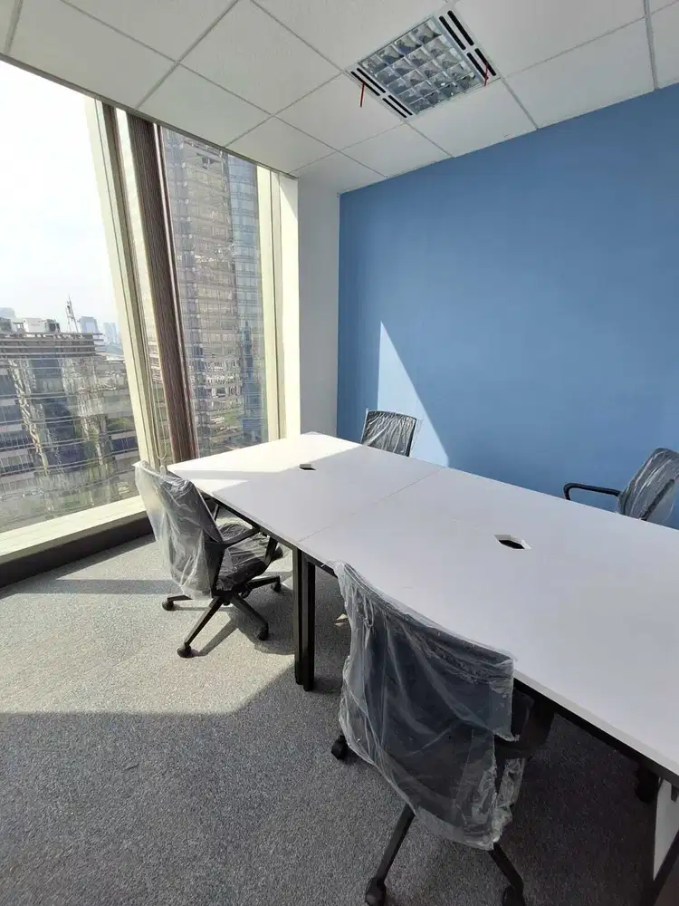 Sewa Kantor Furnished Siap Ditempati untuk 4 Pax di Lippo Thamrin