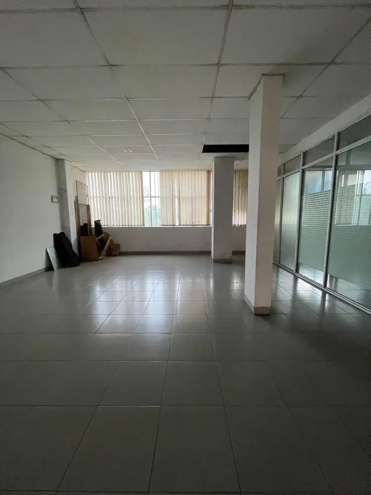 Disewakan ruko unik bsd Taman tekno