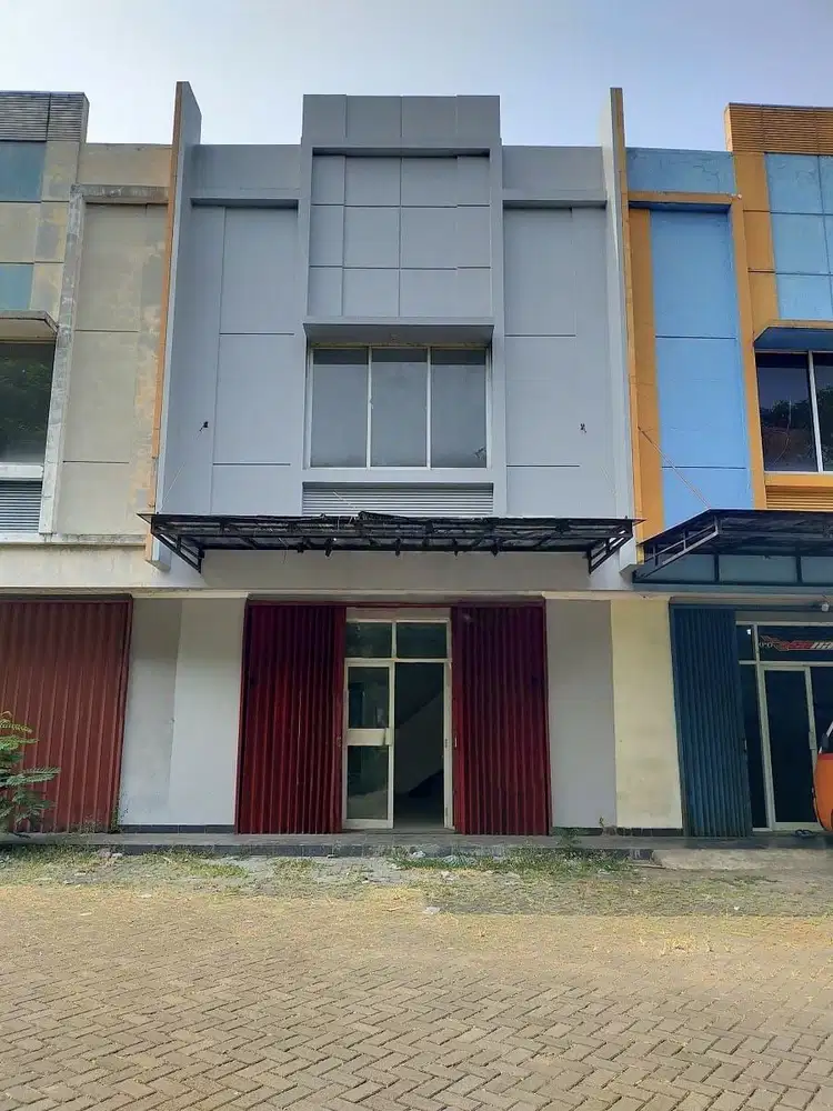 Ruko Siap Pakai di Komplek Ruko PTM 3, Metland Cileungsi, Bogor