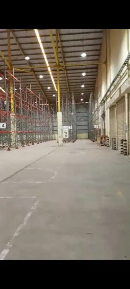 Gudang Strategis Siap Pakai