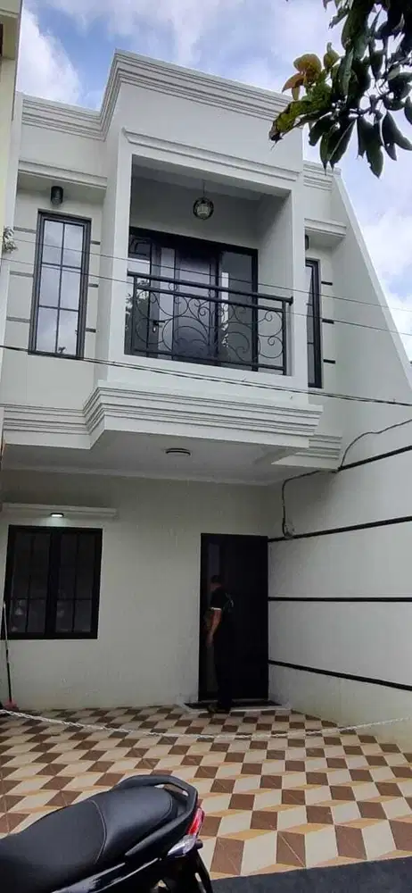 Di Jual Rumah 2 Lantai Di Jagakarsa