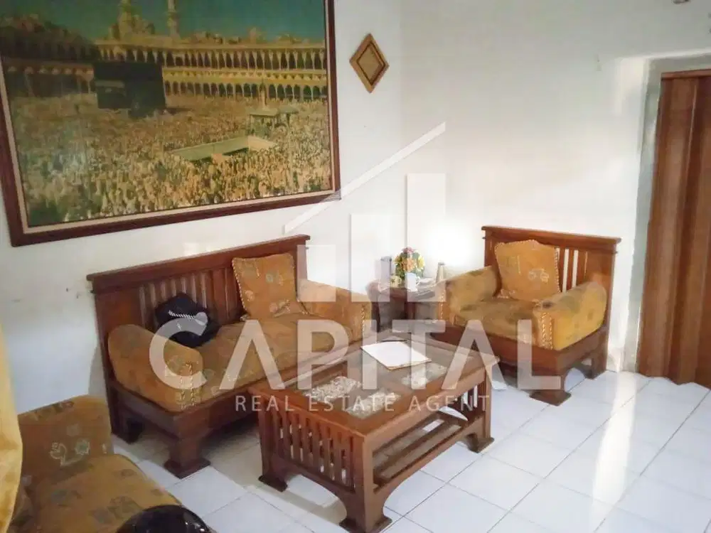 Strategis banget nih rumah 2 lantai sayap Pajajaran harga menarik