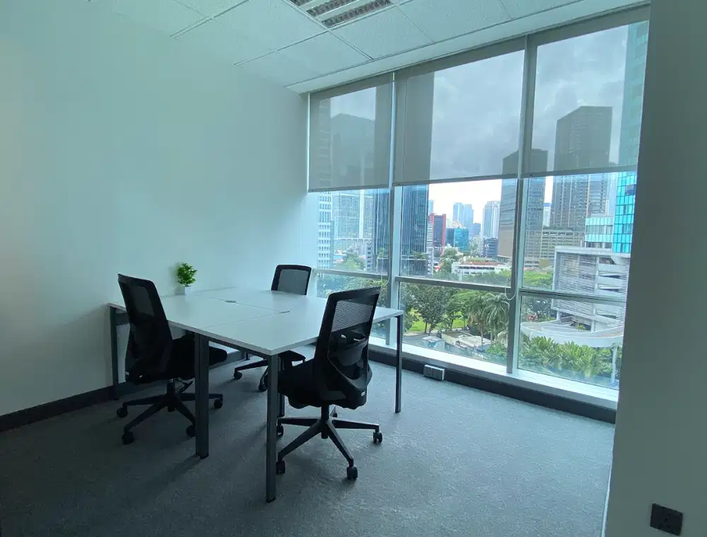 Sewa Kantor Unit Furnished 6 Pax di Menara Cakrawala dekat Sarinah MRT