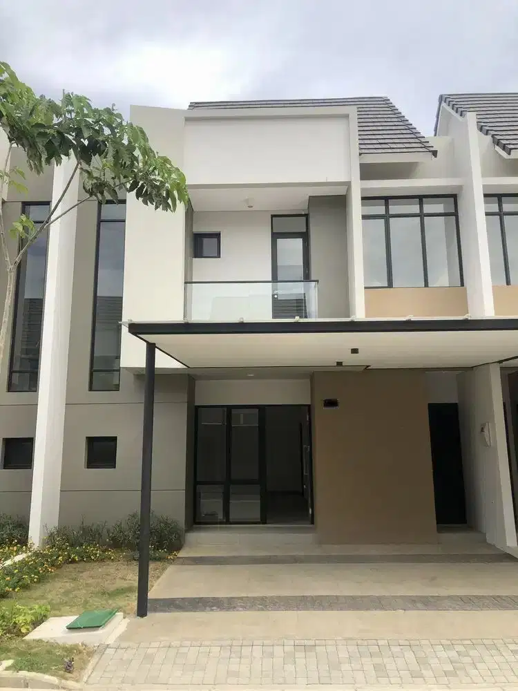 sewa rumah milenial PIk 2 uk 8x15m kosongan