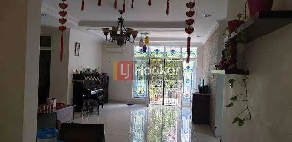 Rumah Bagus Di Gading Kirana Barat, Area Kelapa Gading